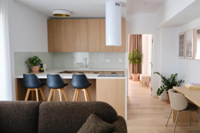 Brown I One Bedroom Apartment I One Cotroceni Park
